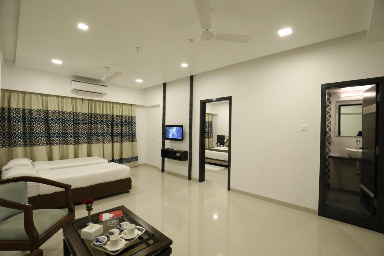 Imperial Grande Resort Lonavala Exterior photo