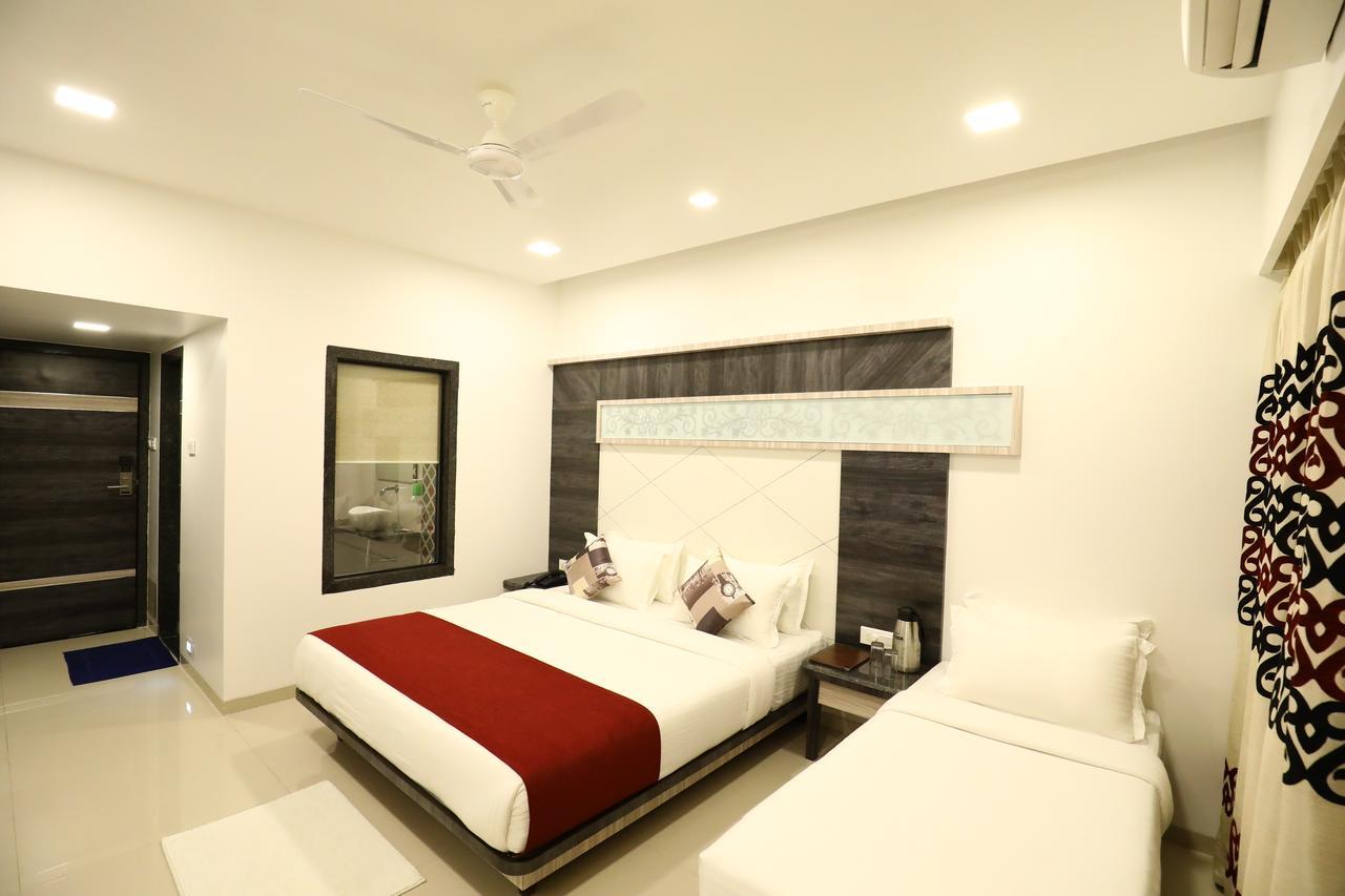 Imperial Grande Resort Lonavala Exterior photo